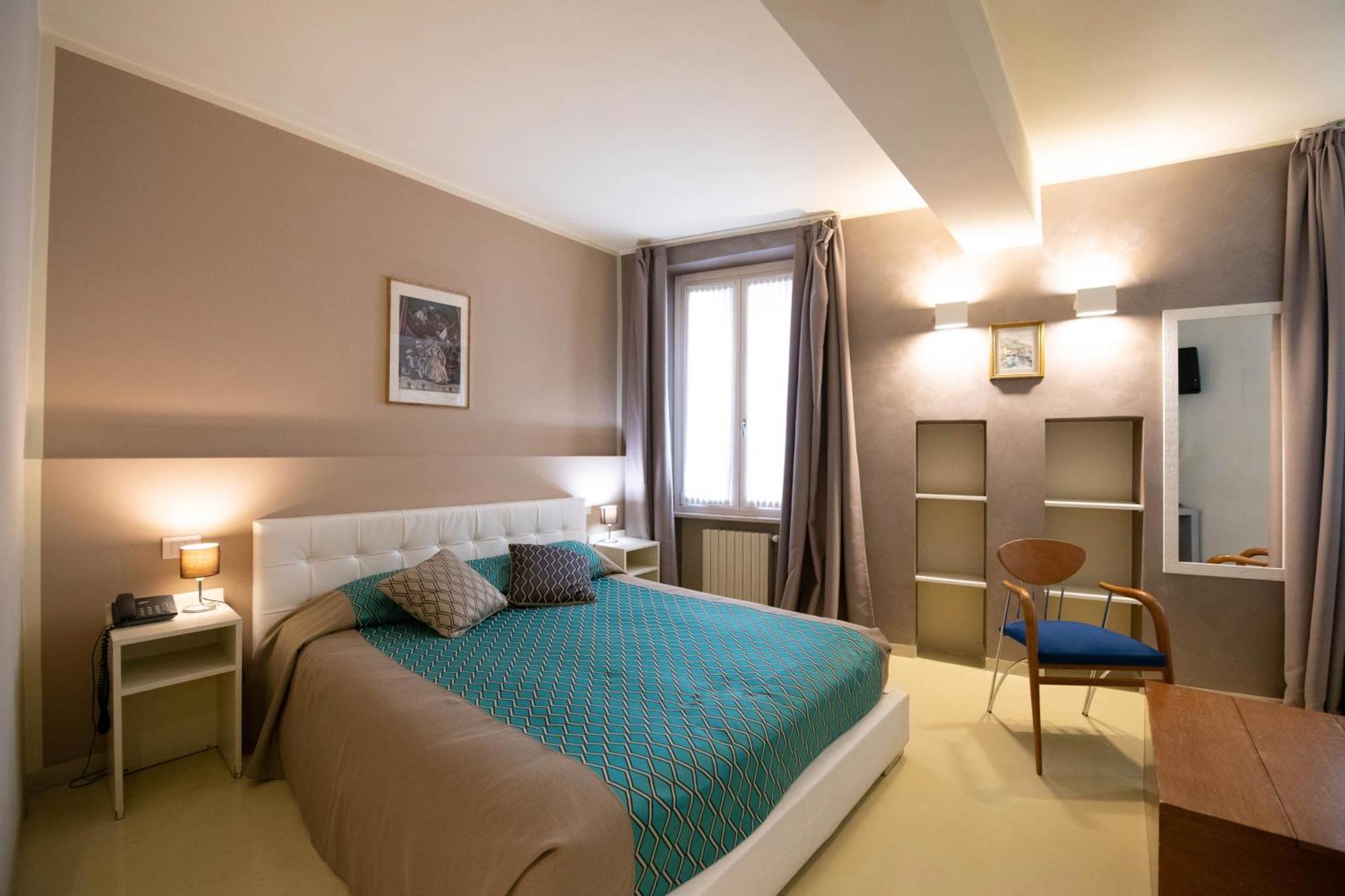 Alessi Hotel Trattoria Десенцано дел Гарда Екстериор снимка