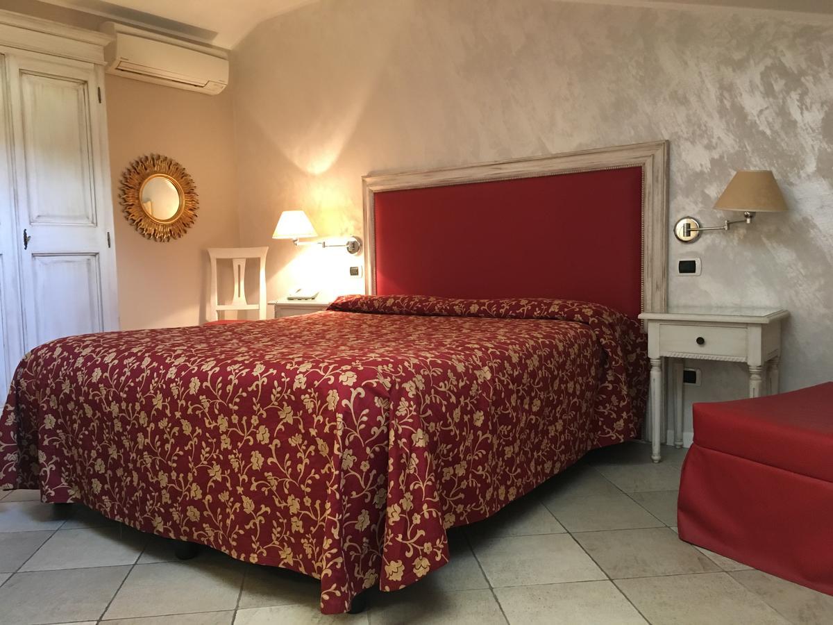 Alessi Hotel Trattoria Десенцано дел Гарда Екстериор снимка